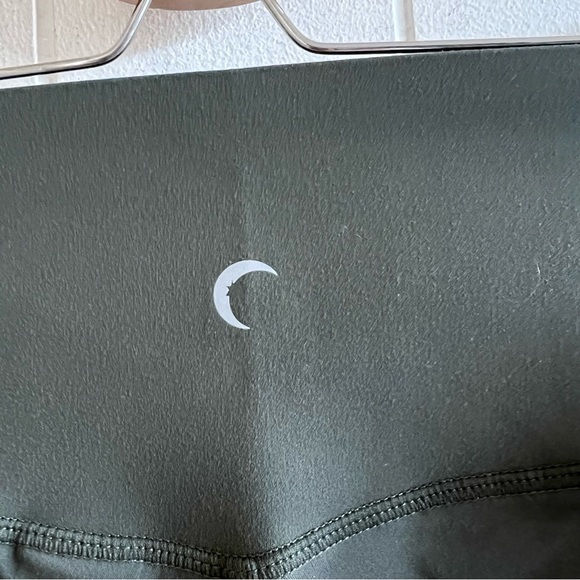 NWT Zyia Sage Crossover Edge 7/8 leggings - Picture 5 of 11